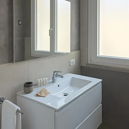 Le Belle Maison Apartament *