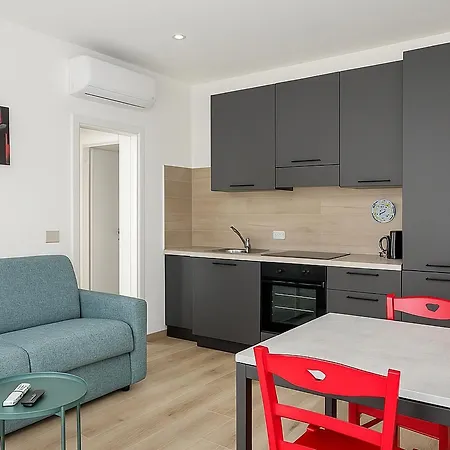 Le Belle Maison Apartment Peschiera del Garda