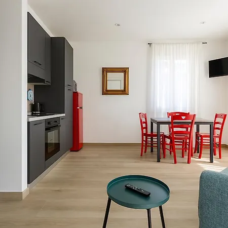 Le Belle Maison *
