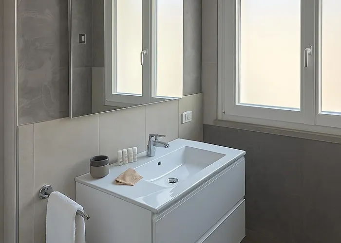 Le Belle Maison Apartament *